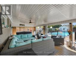 952 EAGLE CRESCENT - 32