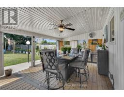 952 EAGLE CRESCENT - 33