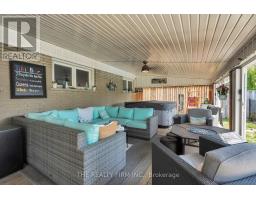 952 EAGLE CRESCENT - 35