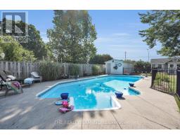 952 EAGLE CRESCENT - 40