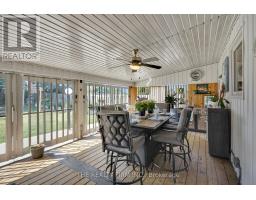 952 EAGLE CRESCENT - 45