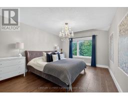 311 AMBLESIDE DRIVE - 22