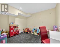 311 AMBLESIDE DRIVE - 43