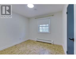 14 MCLEOD CRESCENT - 15