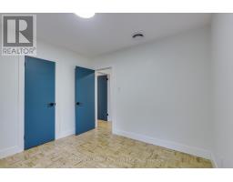 14 MCLEOD CRESCENT - 16