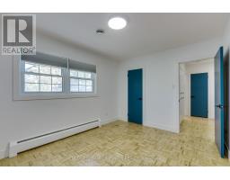 14 MCLEOD CRESCENT - 22