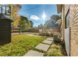 14 MCLEOD CRESCENT - 38