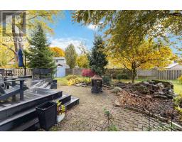 1054 WEMBLEY ROAD - 27