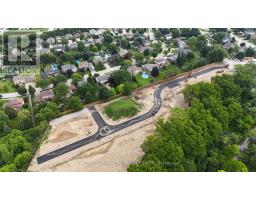 4 - 7100 KILBOURNE ROAD - 10