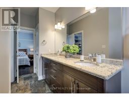 81 - 9 DAUSETT DRIVE - 16