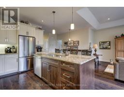 81 - 9 DAUSETT DRIVE - 29