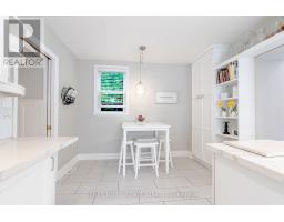 908 MAITLAND STREET - 17