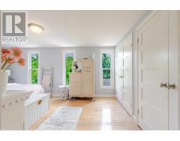 908 MAITLAND STREET - 26