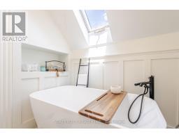 908 MAITLAND STREET - 34