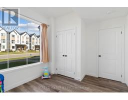 64 - 1781 HENRICA AVENUE - 10