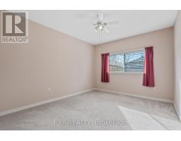 183 - 2025 MEADOWGATE BOULEVARD - 17