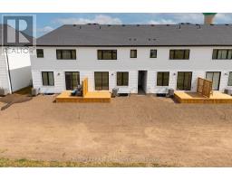 147-43(55) SCOTTS DRIVE - 5