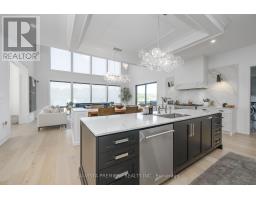 7501 SILVER CREEK CRESCENT - 13