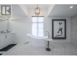 7501 SILVER CREEK CRESCENT - 30