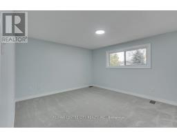 54 - 320 WESTMINSTER AVENUE - 25