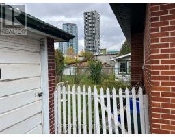 30 STEWART STREET - 5