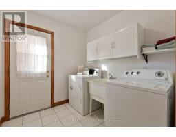 47 CARRIAGE HILL CRESCENT - 20