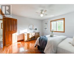 47 CARRIAGE HILL CRESCENT - 37