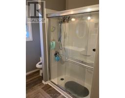 63 HAWKESBURY AVENUE - 13