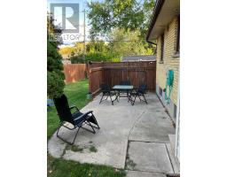 63 HAWKESBURY AVENUE - 21