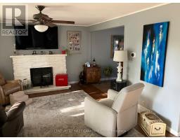 63 HAWKESBURY AVENUE - 6