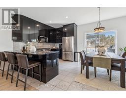 3 - 727 APRICOT DRIVE - 14