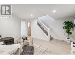 3 - 727 APRICOT DRIVE - 24