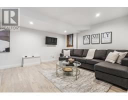 3 - 727 APRICOT DRIVE - 25