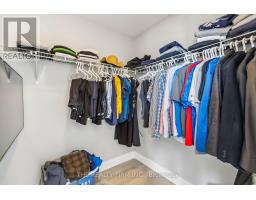 3 - 727 APRICOT DRIVE - 36