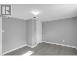 40 METCALFE STREET - 24