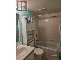 611 - 600 TALBOT STREET - 8