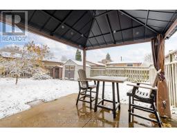 58 VILLENEUVE CRESCENT - 27