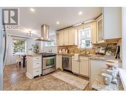 148 IROQUOIS AVENUE - 10