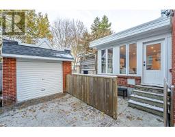 148 IROQUOIS AVENUE - 34