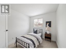 11 - 409 THOMPSON ROAD - 16
