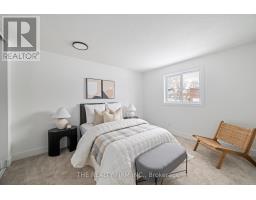11 - 409 THOMPSON ROAD - 17