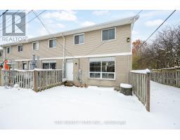 11 - 409 THOMPSON ROAD - 25
