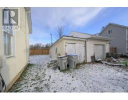 222 ELLEN STREET - 33