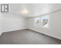 202 THAMES STREET N - 32