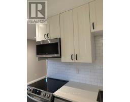 221 HIGHVIEW DRIVE - 24