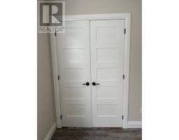 221 HIGHVIEW DRIVE - 29