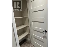 221 HIGHVIEW DRIVE - 42