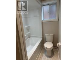 221 HIGHVIEW DRIVE - 44