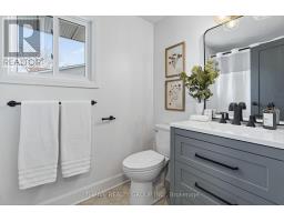 27 - 35 WATERMAN AVENUE - 21