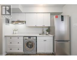 82 GLENVIEW CRESCENT - 29